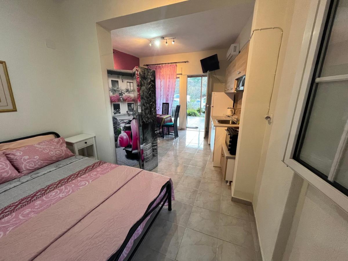 Villa Leonidas Koutsoupia Kókkinon Nerón المظهر الخارجي الصورة